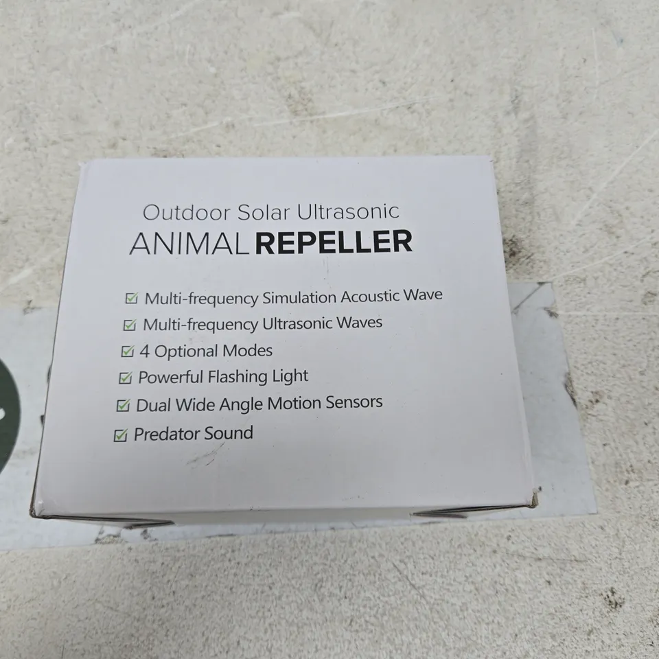 OUTDOOR SOLAR ULTRASONIC ANIMAL REPELLER – BOXED GARDEN & PATIO GADGET