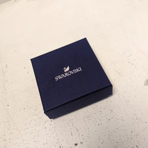 SWAROVSKI PEARL STUD EARRINGS IN BLUE PRESENTATION BOX