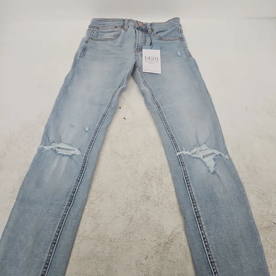 STRADIVARIUS WOMEN'S SKINNY LOW WAIST JEANS – LIGHT WASH, UK 6 (EU 34)
