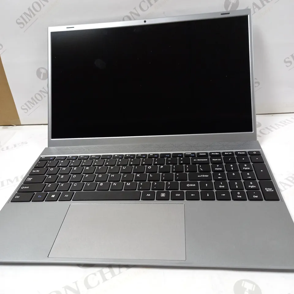 WINDOWS 10 POLY NUCLEAR SERIES 15.6" LAPTOP - SILVER