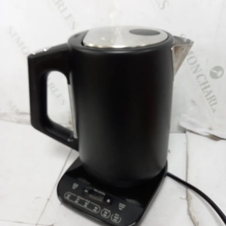 BOXED NINJA PERFECT TEMPERATURE KETTLE KT200UK
