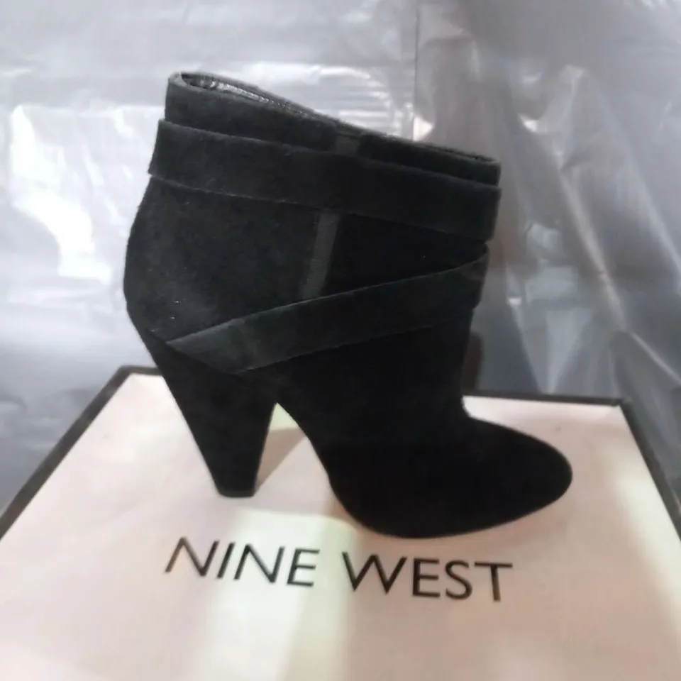 BOXED NINE WEST BLACK SIZE 3