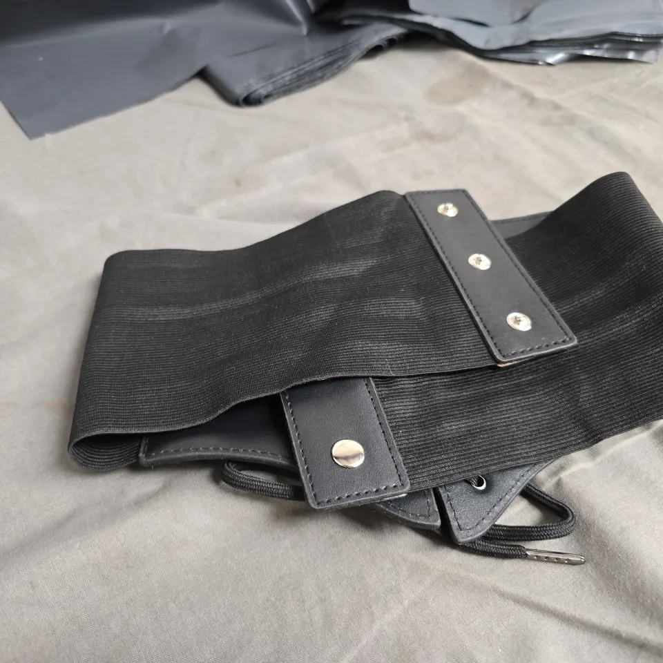 BLACK LACE-UP CORSET WITH ELASTIC SIDE PANEL 