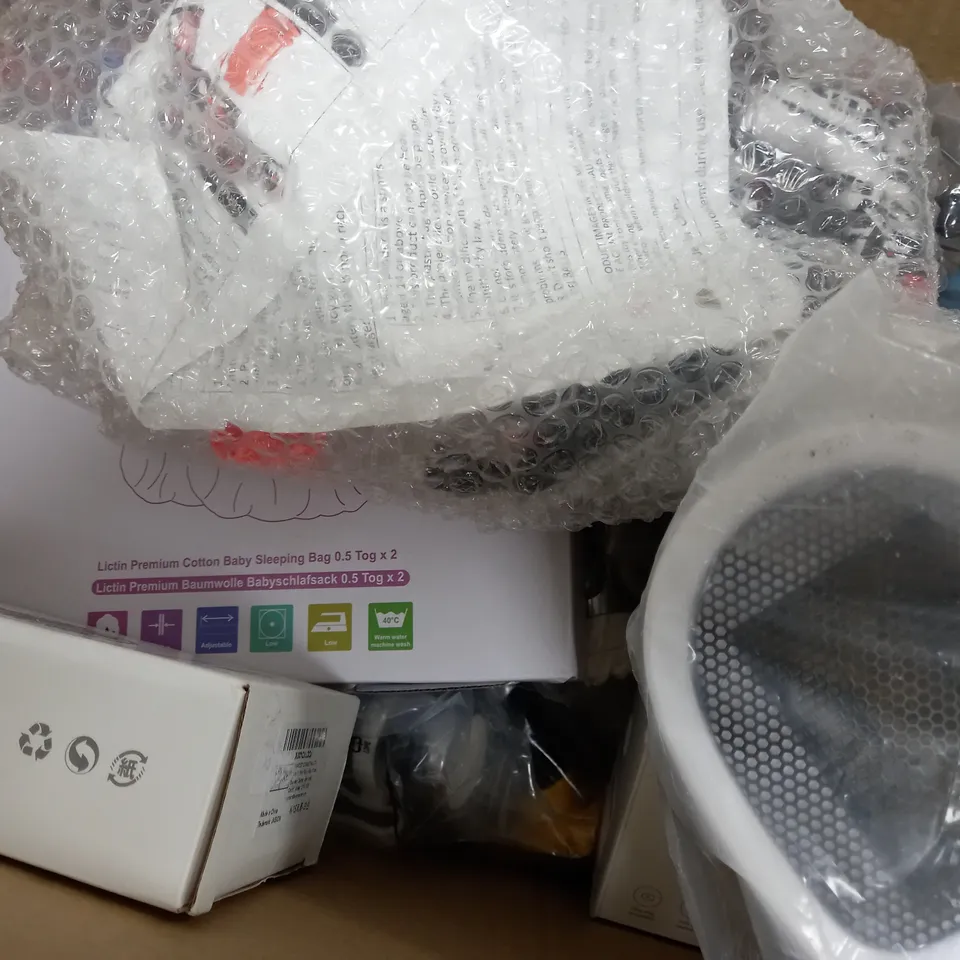 APPROXIMATELY 20 ASSORTED ITEMS TO INCLUDE LED DIGITAL DISPLAY FAN, LICTIN COTTON BABY SLEEPING BAG, BLADELESS NECK COOLER ETC. 