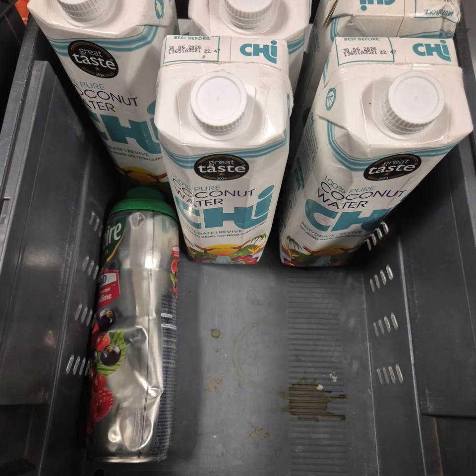 APPROXIAMTELY 8 ASSORTED DRINKING PRODUCTS TO INCLUDE COCONUT WATER & TEISSEIRE 