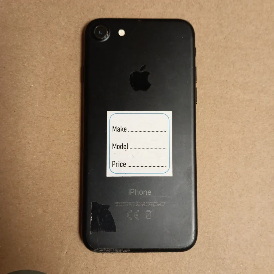 APPLE IPHONE 7 A1778 MOBILE PHONE