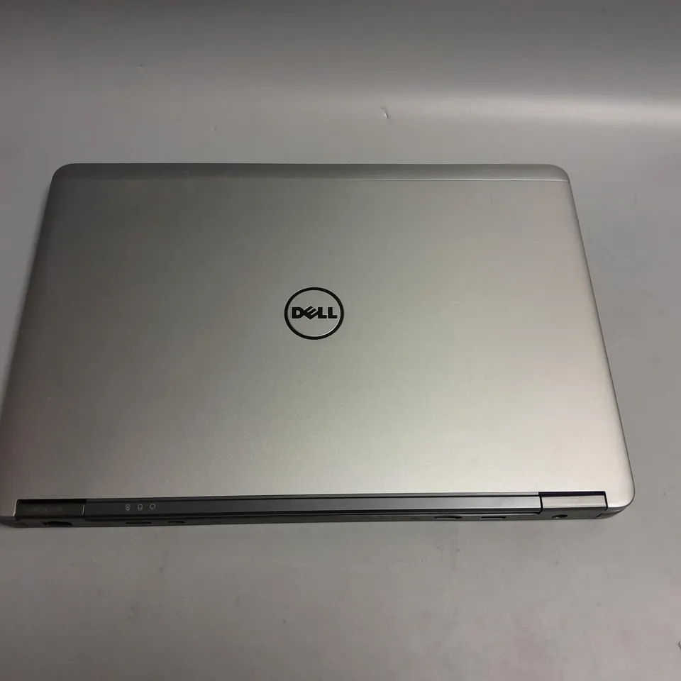 UNBOXED DELL LATITUDE E7440 INTEL CORE I7 VPRO LAPTOP BLACK/SILVER