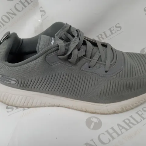 PAIR OF SKECHERS LITE-WEIGHT MEMORY FOAM TRAINERS GREY UK SIZE 10