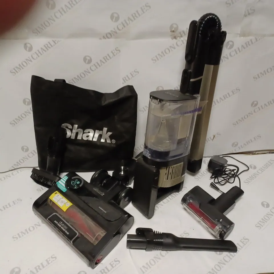 SHARK CORDLESS STICK VACUUM CLEANER PET PRO MODEL