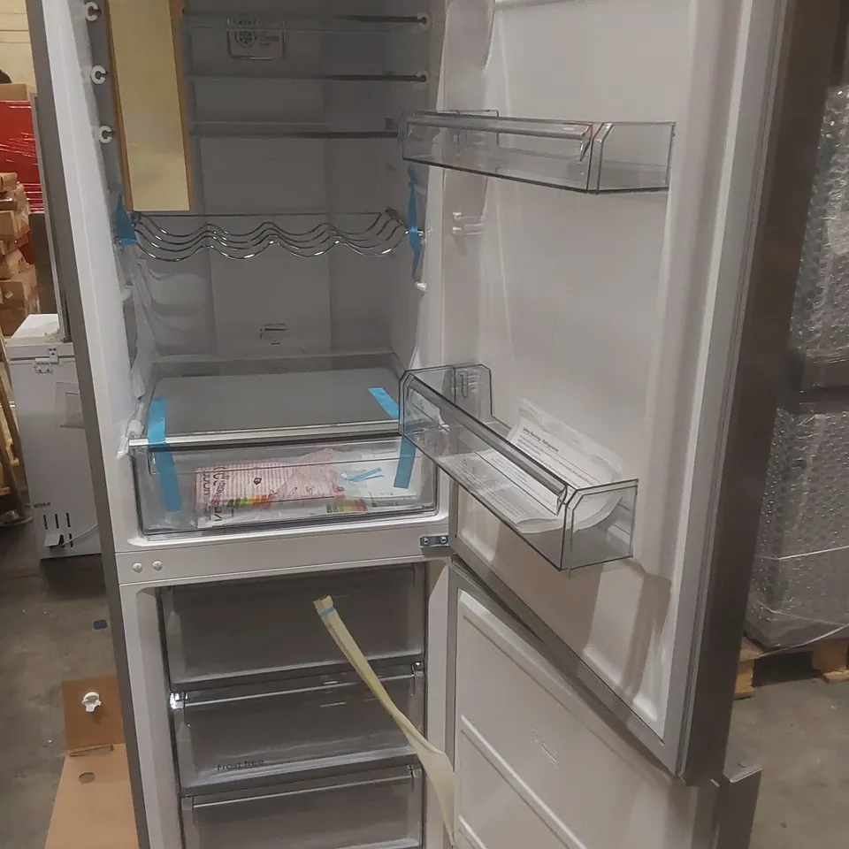 KENWOOD KNF60XD23 60/40 FRIDGE FREEZER - SILVER
