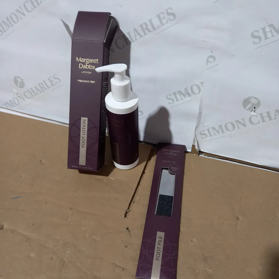 BOXED MARGARET DABBS FOOT LOTION AND FILE SET