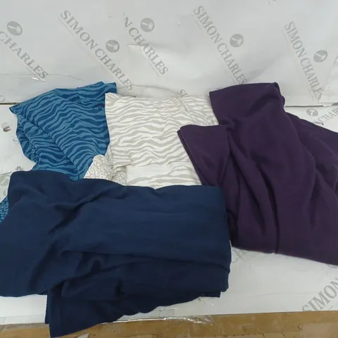 BOX OF ASSORTED CLOTHING TO INCLUDE: DRESSES, TOPS AND TROUSERS