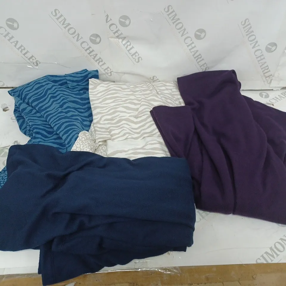 BOX OF ASSORTED CLOTHING TO INCLUDE: DRESSES, TOPS AND TROUSERS