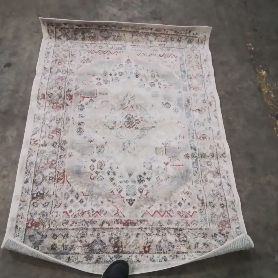 QUALITY DESIGNER AREA RUG - APPROXIMATELY 170X120CM