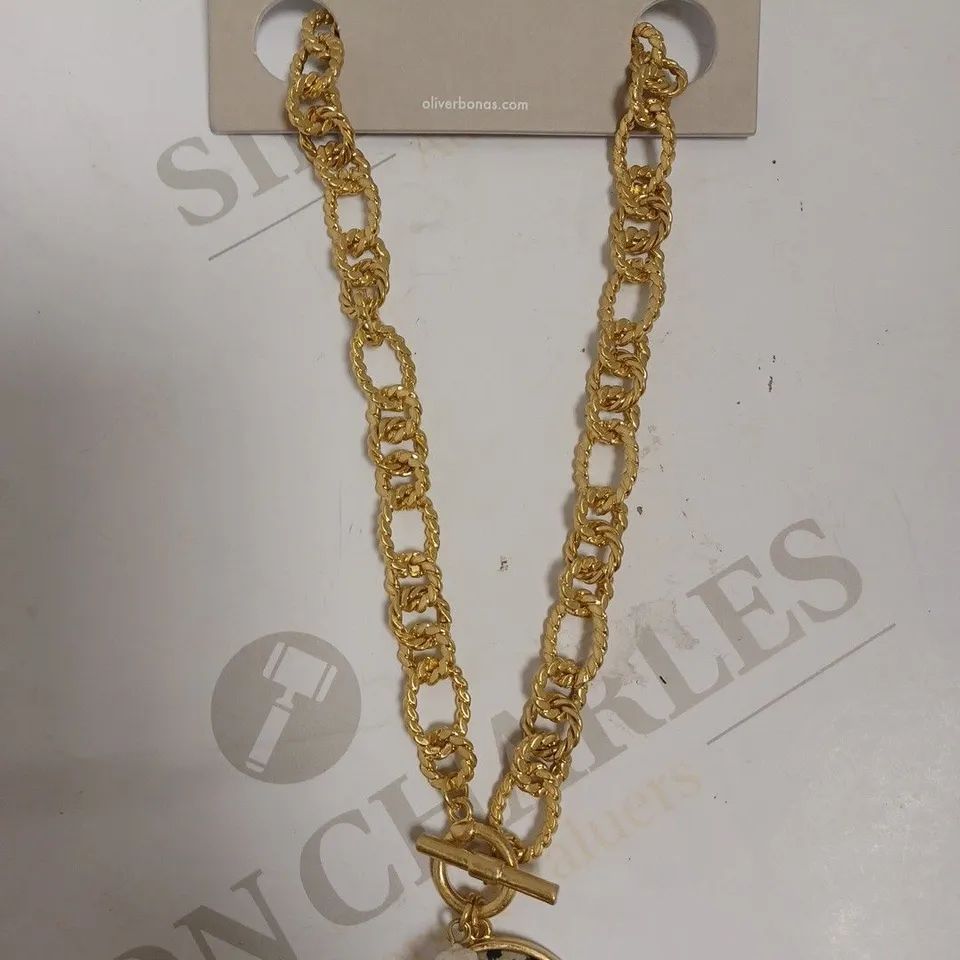 OLIVER BONAS GOLD EFFECT T-BAR NECKLACE AND PEARL EFFECT PENDANT