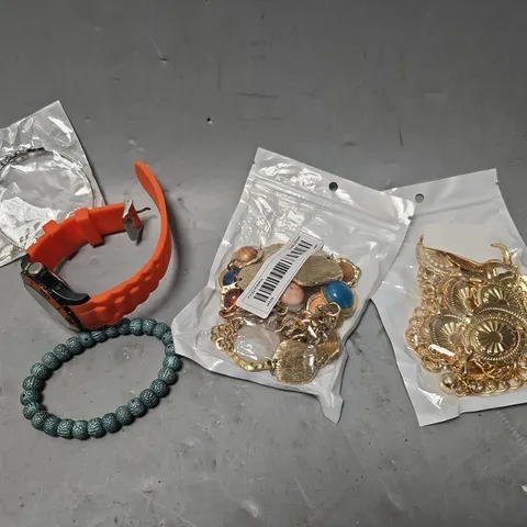 APPROXIMATELY 20 ASSORTED JEWELLERY ITEMS TO INCLUDE - WATCH , BRACELET , NECKLACE ETC