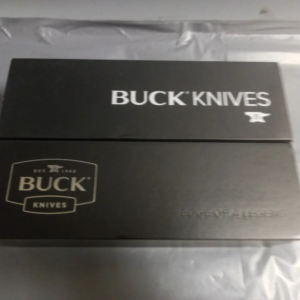 BUCK KNIVES FIXED HUNTER KNIFE