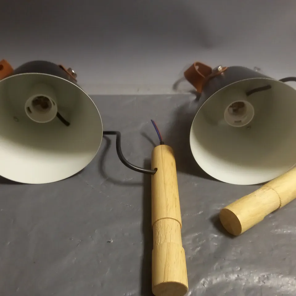 SET OF HANGING CEILING LIGHTS