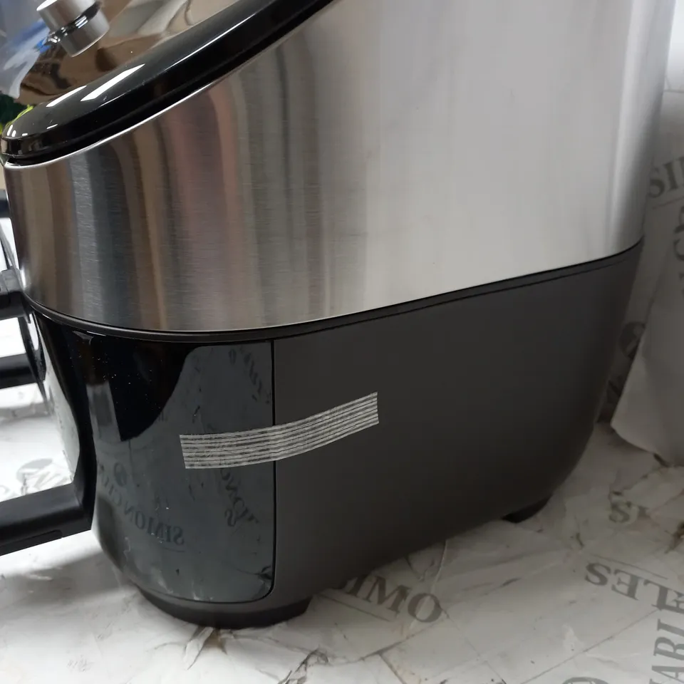 BOXED INSTANT VORTEX 8 IN 1 DUAL AIR FRYER 7.6