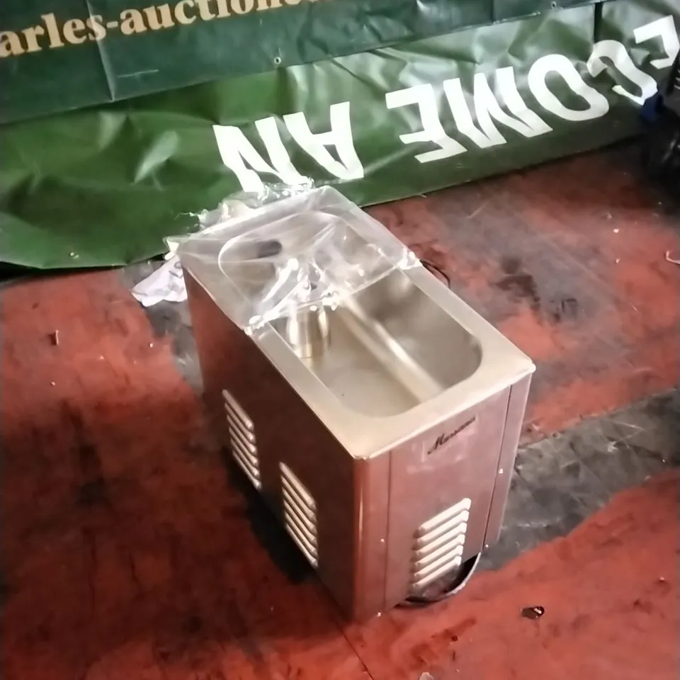 MUSSANA BOY CREAM MACHINE