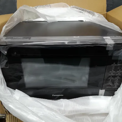 BOXED PANASONIC NN-CT56JB MICROWAVE IN BLACK  