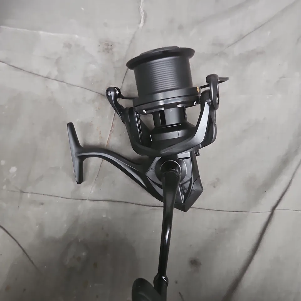 NGK 2 SPINNING FISHING REEL – BLACK 