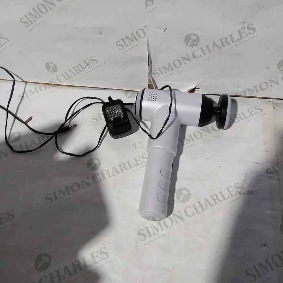 HOMEDICS MASSAGE GUN - WHITE