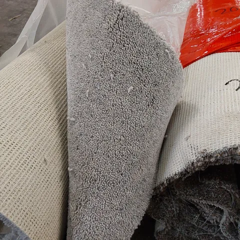 ROLL OF QUALITY PRIMROSE CARPET // SIZE: APPROX 4 X 4.6m