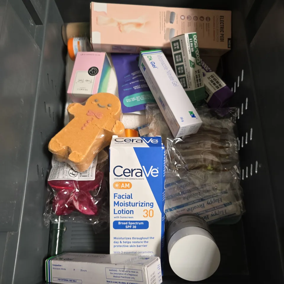 APPROXIMATEY 20 ASSORTED HEALTH AND BEAUTY PRODUCTS TO INCLUDE - JIMMY CHOO SHOWER GEL - OAT SOAK BATH OATS AND OPTASE MOIST HEAT MASK