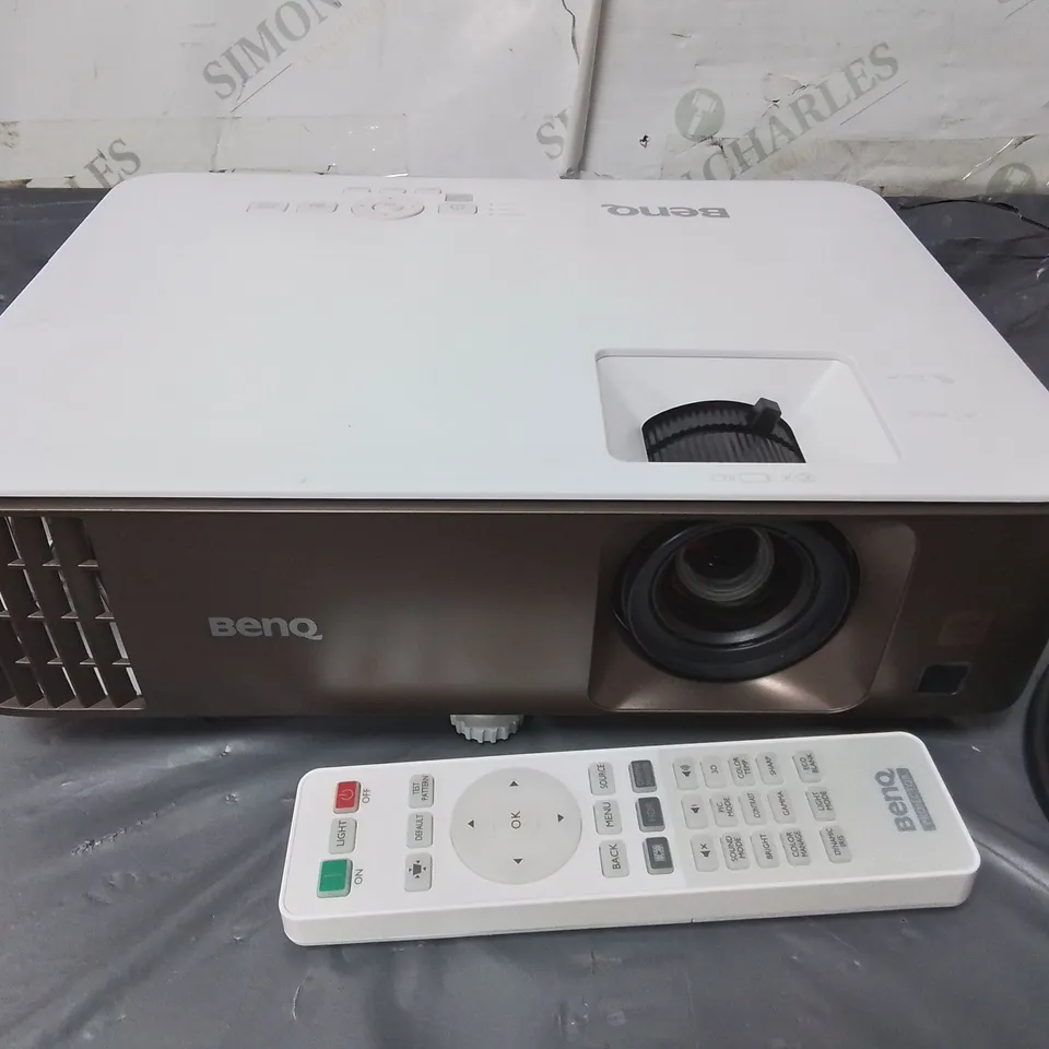 BENQ W1800 4K HOME PROJECTOR 