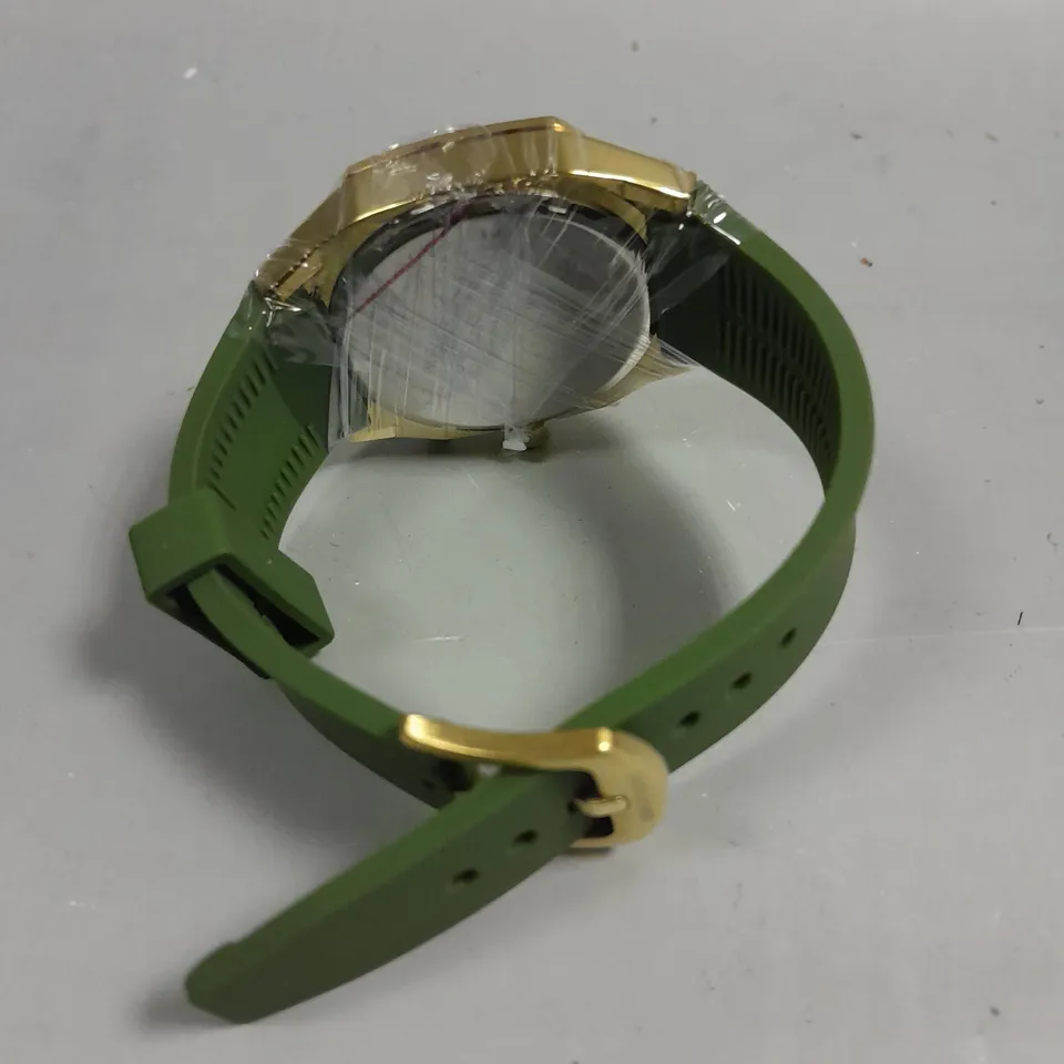 MENS LOUIS LACOMBE CHRONGRAPH WATCH – 3 SUB DIALS – GOLD COLOUR CASE – GREEN RUBBER STRAP