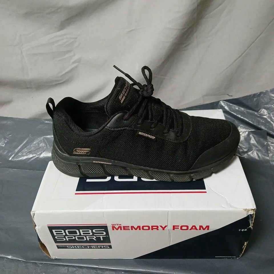 SKECHERS BOBS SPORT BLACK TRAINERS SIZE 8 BOXED