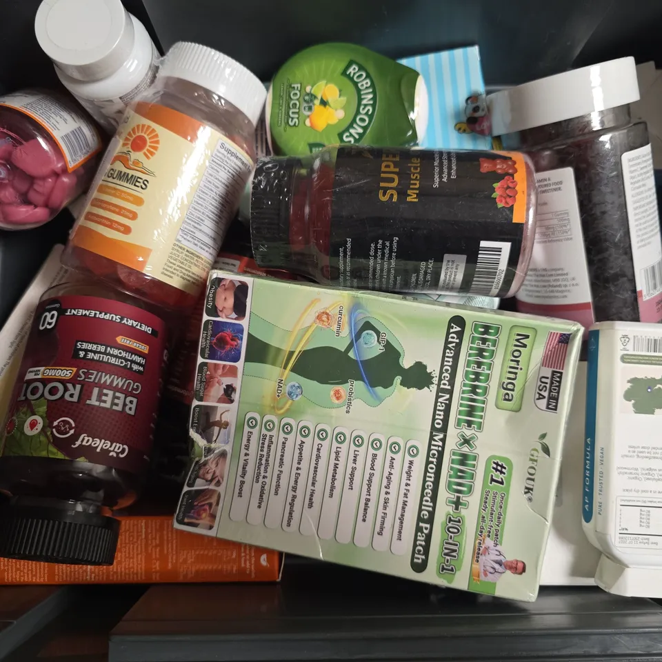 APPROXIMATELY 20 ASSORTED VITAMIN/HEALTH AID PRODUCTS TO INCLUDE PHYTO SOY, MYVITAMINS COLLAGEN GUMMIES, HUMANTRA APRICOT, ETC - COLLECTION ONLY