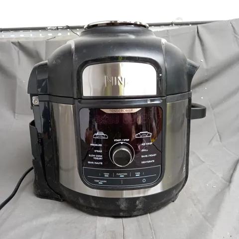 BOXED NINJA FOODI MAX MULTI-COOKER OP500UK
