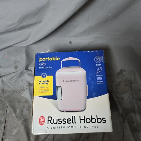 RUSSELL HOBBS PORTABLE 4 LITRE MINI COOLER – BOXED