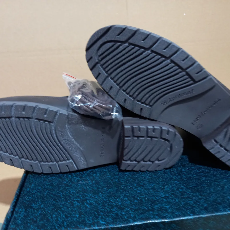 EMU OKAB WATERPROOF BOOTS ESPRESSO COLOUR SIZE 7