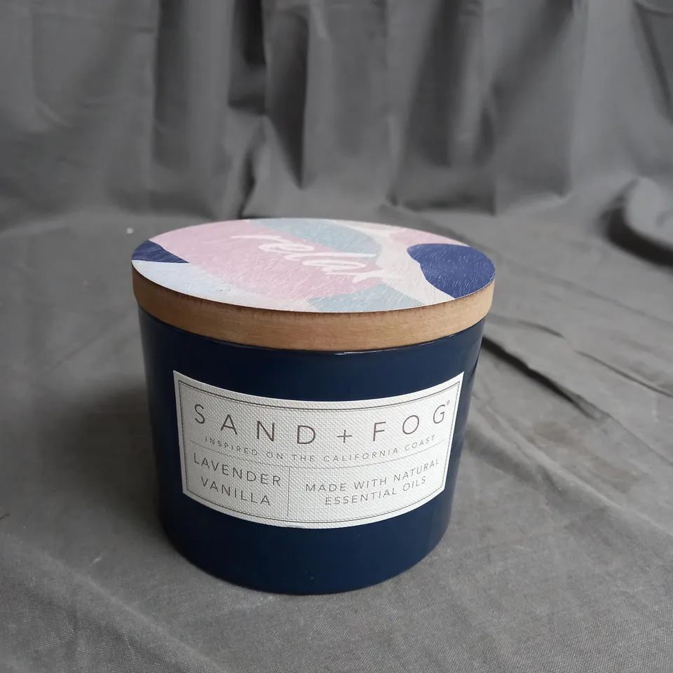 SAND + FOG LAVENDER VANILLA 21 OZ SCENTED CANDLE