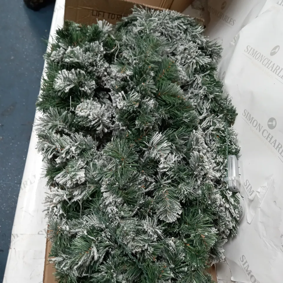 BOXED 9FT PRELIT EMPEROR FLOCKED GARLAND (1 BOX) RRP £44.99