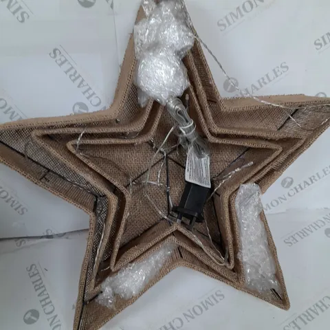SET OF PRE LIT HESSIAN STAR EFFECT LIGHTS