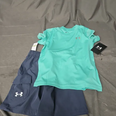 UNDER ARMOUR 2 PCE TECH T-SHIRT & WOVEN CARGO SHORTS SET IN GREEN/GREY SIZE 3-4YRS