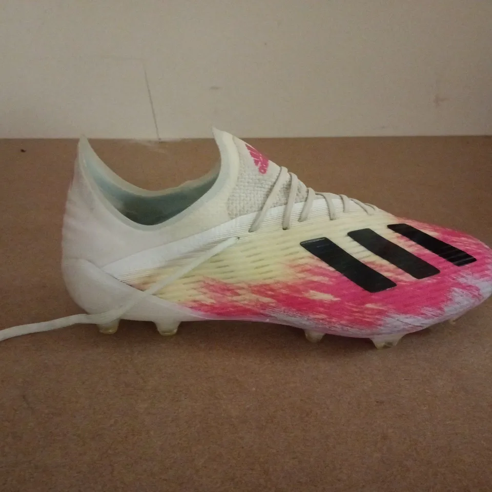 UNBOXED PAIR OF ADIDAS SPEEDMESH BOOTS IN WHITE MULTI - UK 12