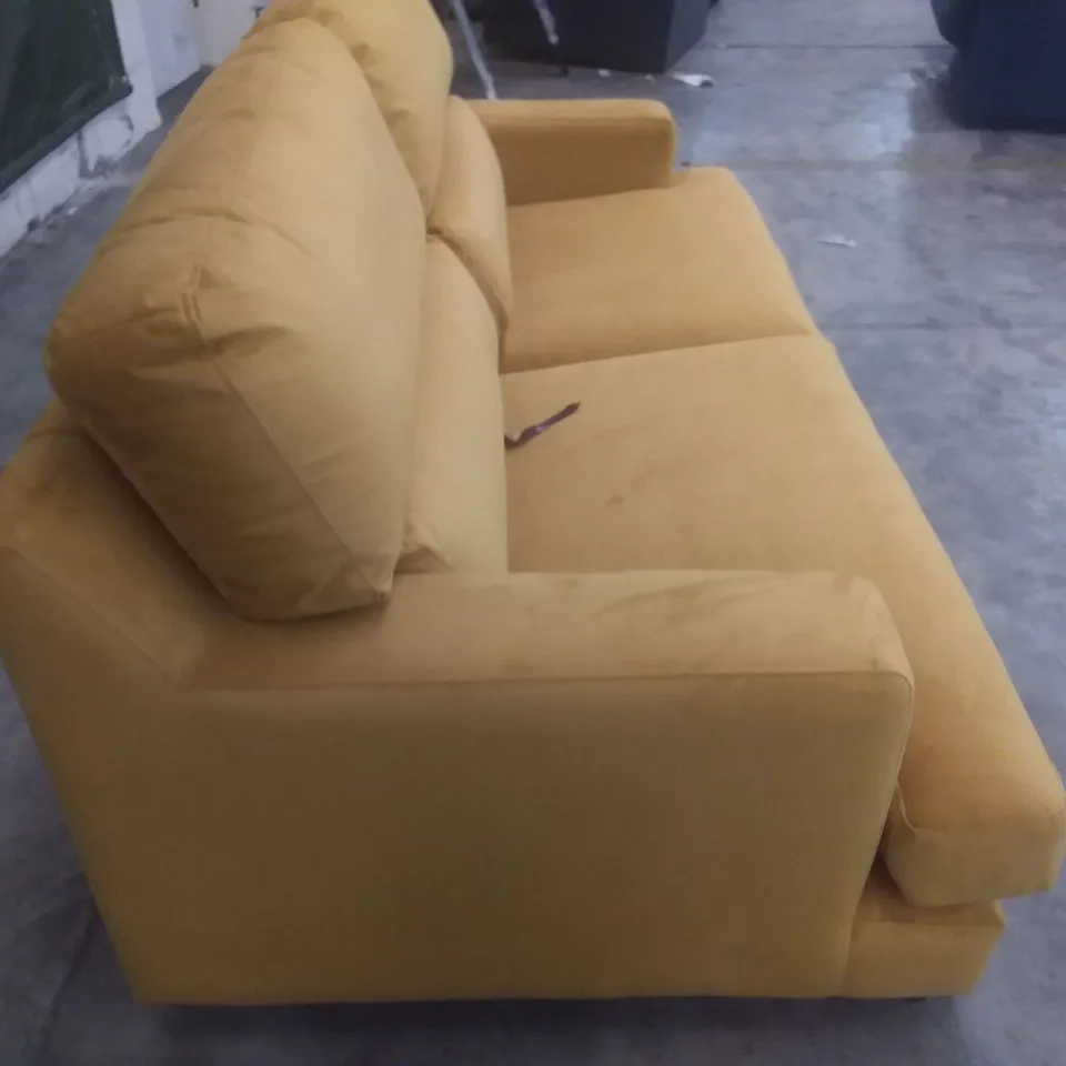 QUALITY BRITISH DESIGNER LOUNGE CO. ROMIUY 3 SEATER SOFA MUSTARD PLUSH FABRIC 