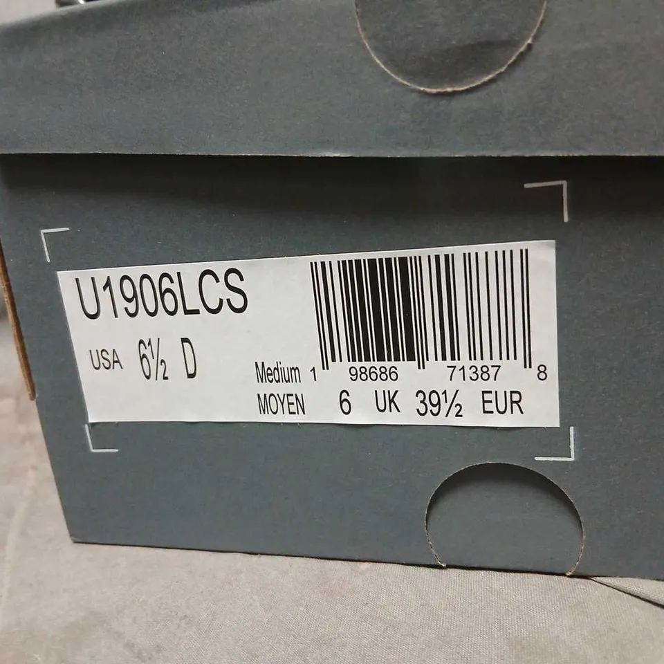 NEW BALANCE BURGUNDY LEATHER SLIP-ON SHOES – MEN’S UK 6 (US 6.5)