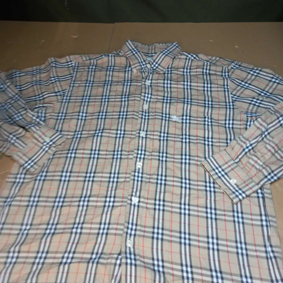 MENS BURBERRY BUTTON SHIRT SIZE L