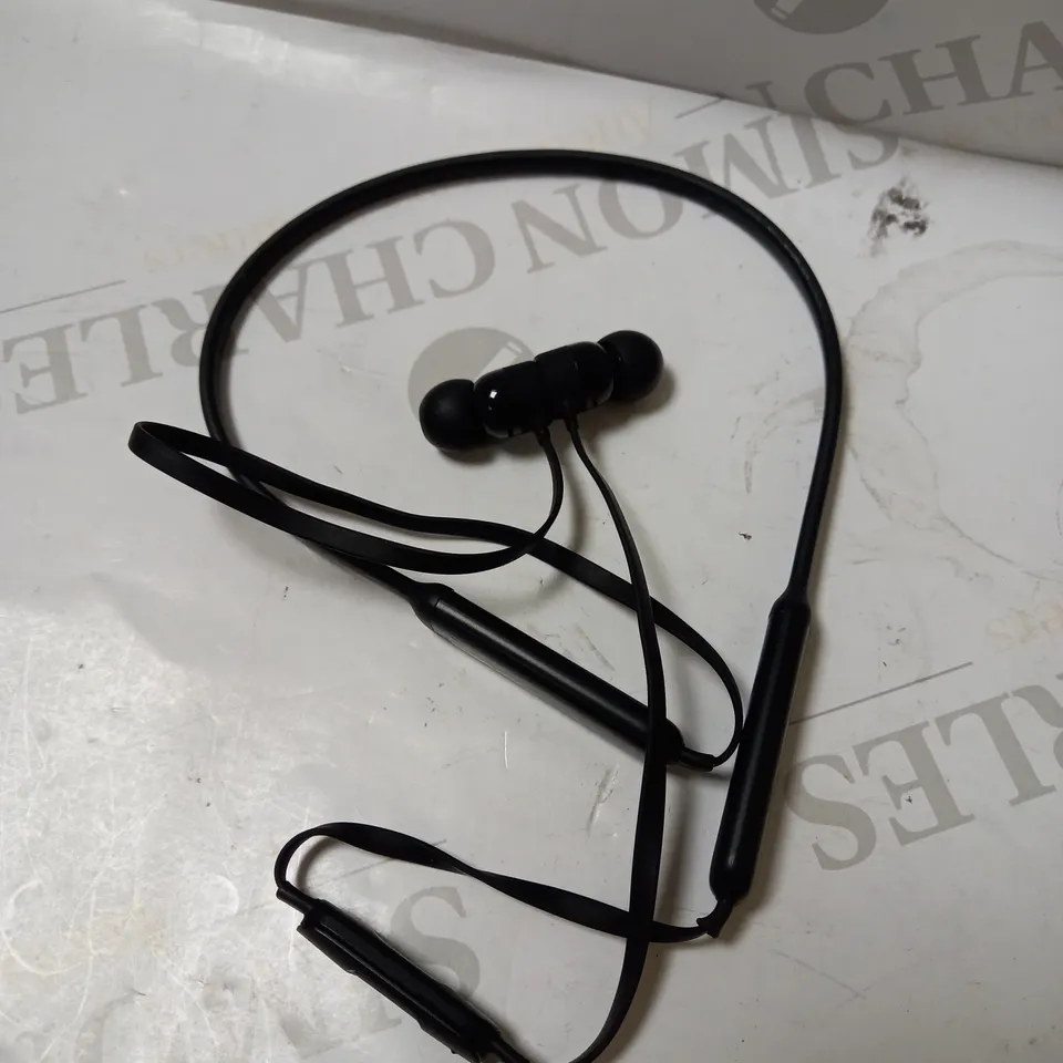 BEATS BY DRE BEATSX EARPHONES A1763