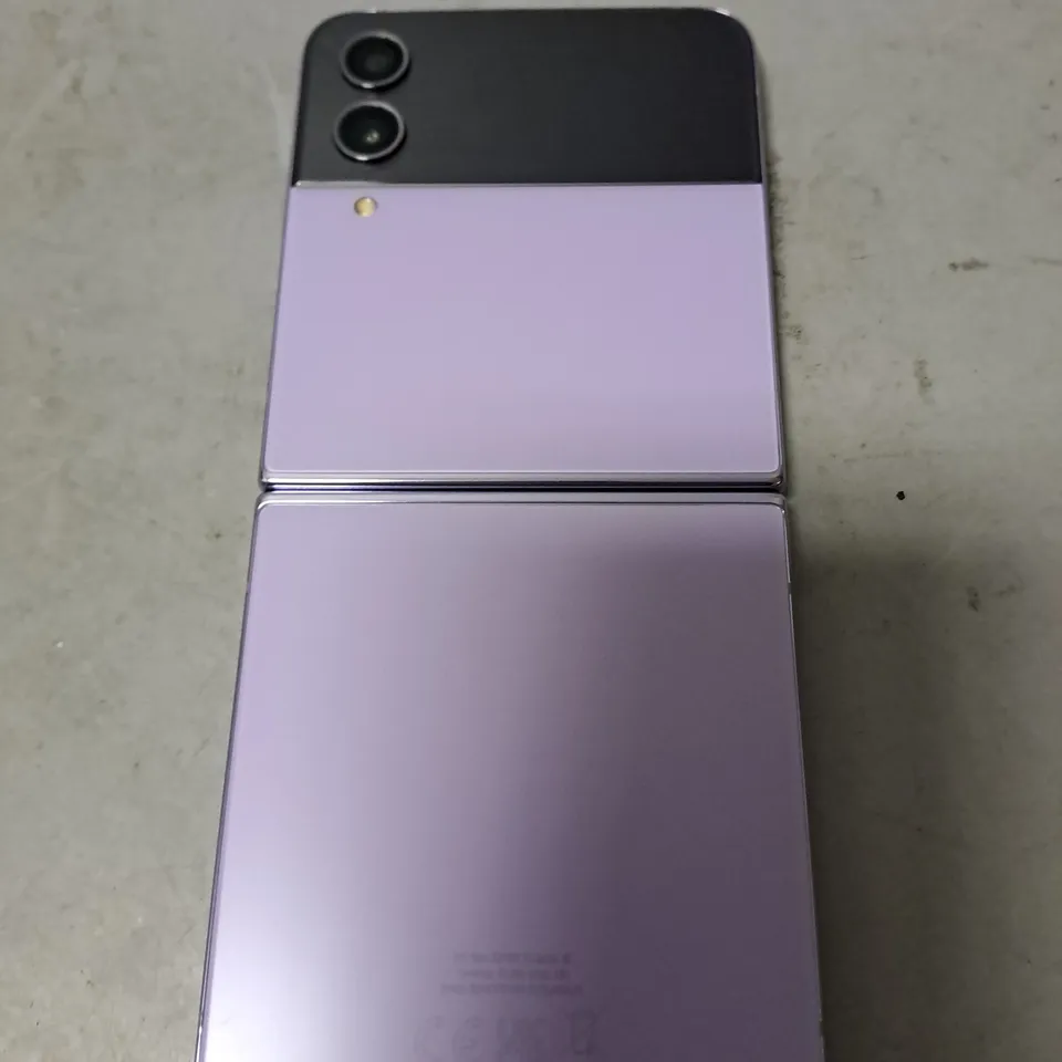 SAMSUNG GALAXY Z IN PURPLE