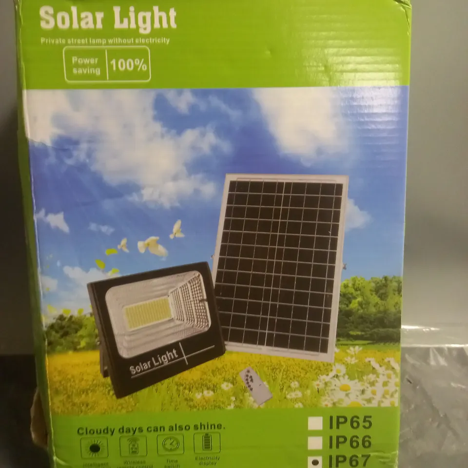 25W SOLAR LIGHT 