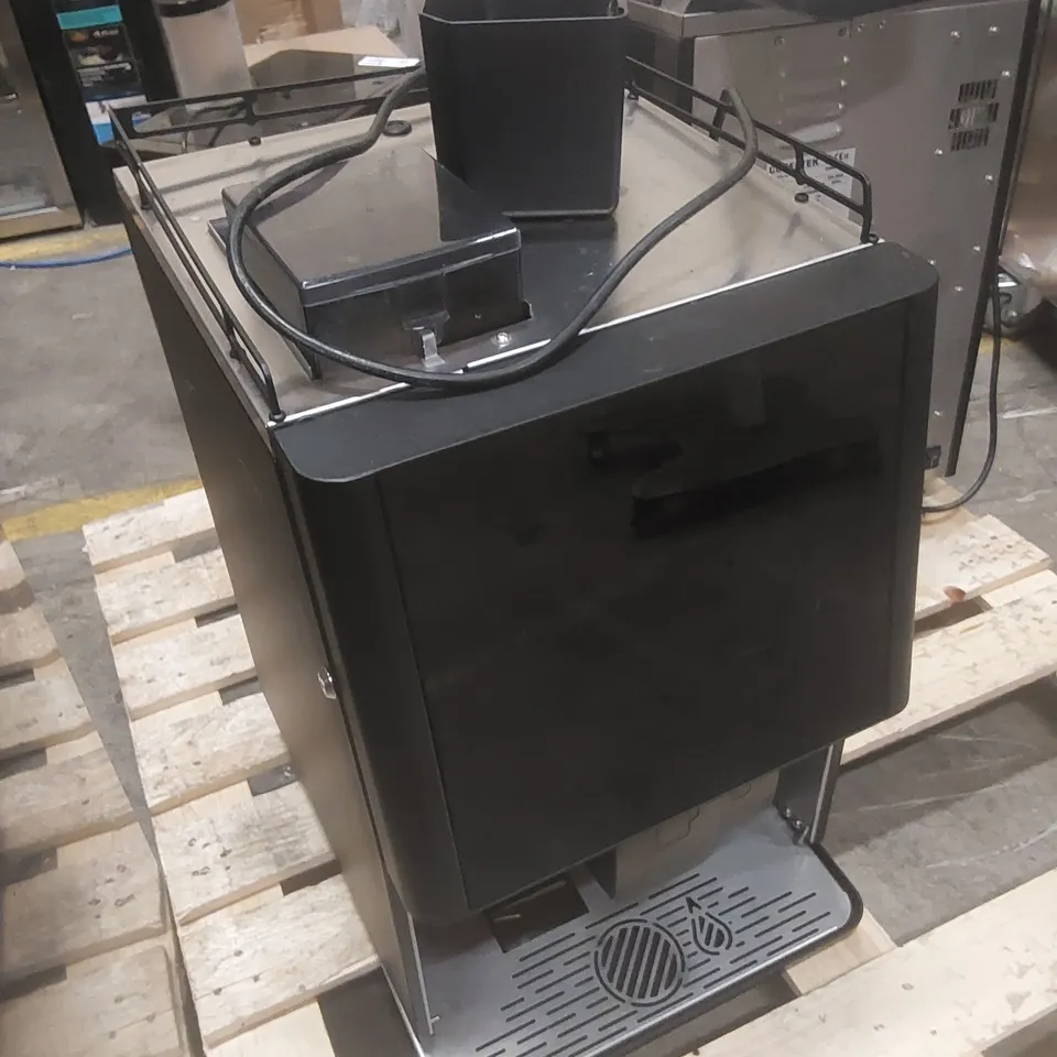 COFFETEK VITRO X3 COMMERCIAL BEAN-TO-CUP COFFEE MACHINE