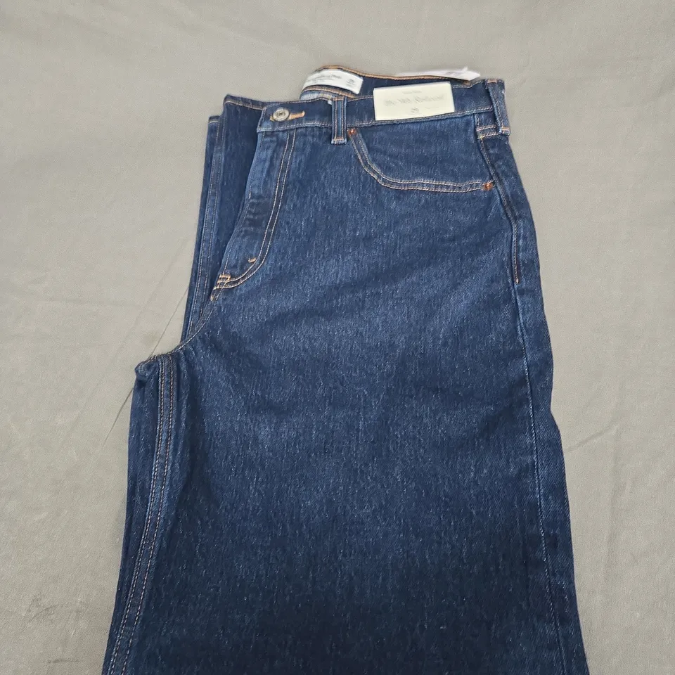 ABERCROMBIE AND FITCH 90'S RELAXED DENIM JEANS SIZE W29