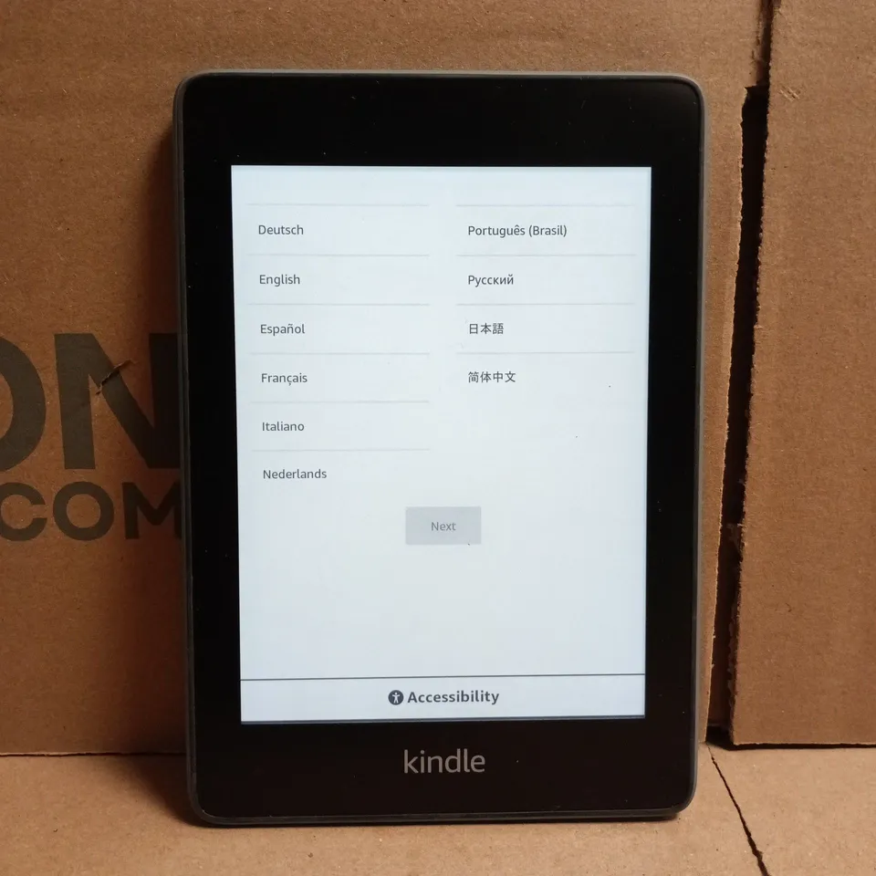 AMAZON KINDLE E-READER